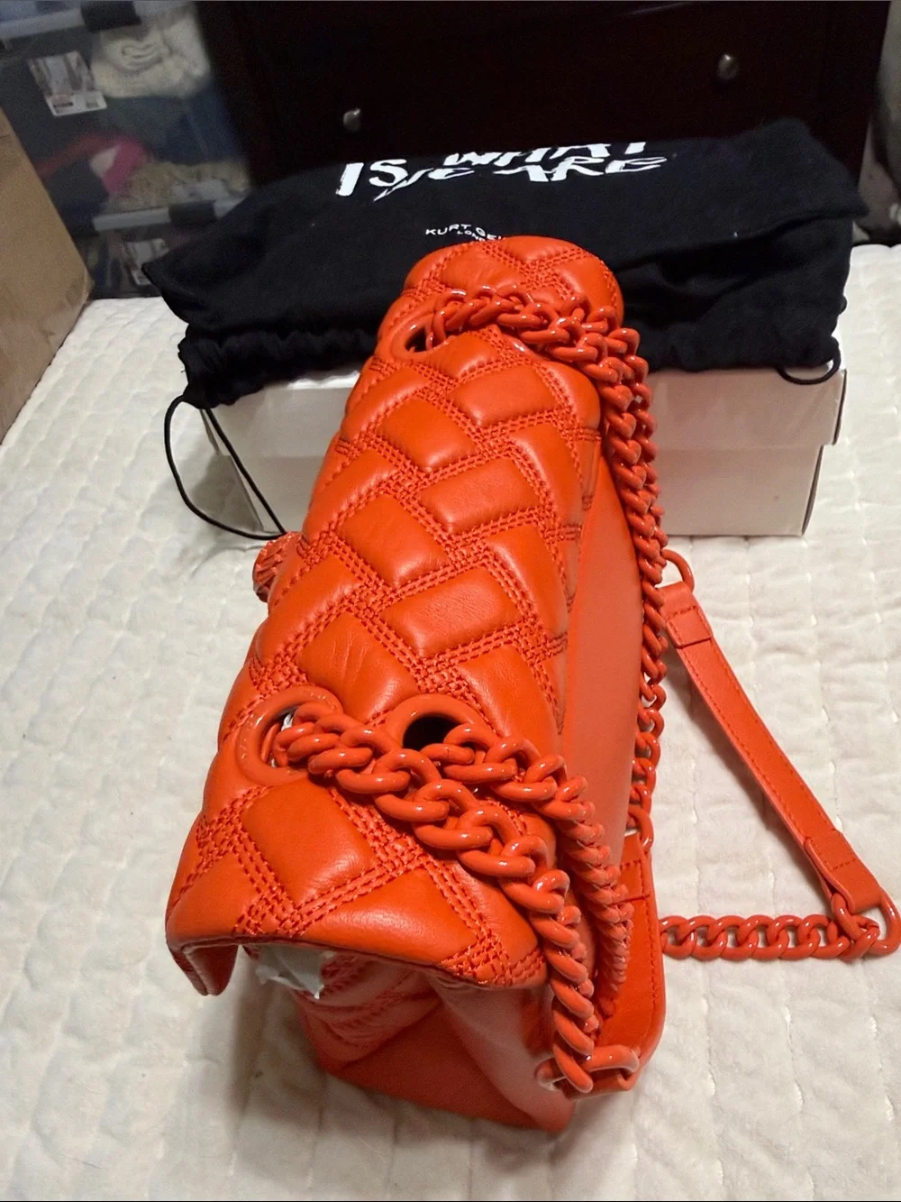 KURT GEIGER KENSINGTON DRENCH BAG ORANGE. Soft lambskin leather.